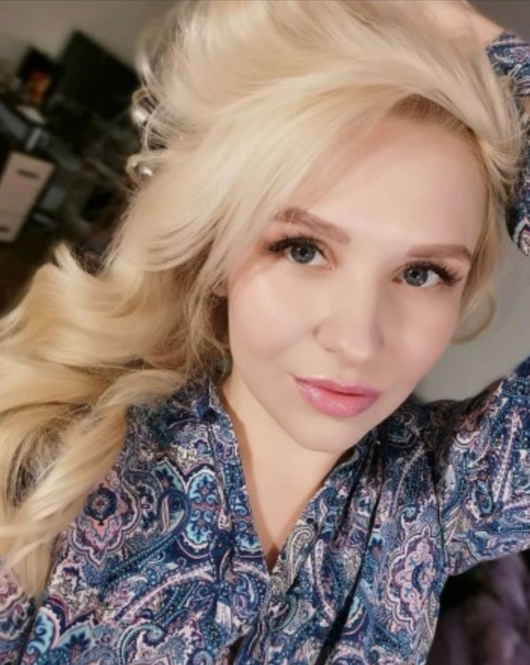 Twitch streamer girl25